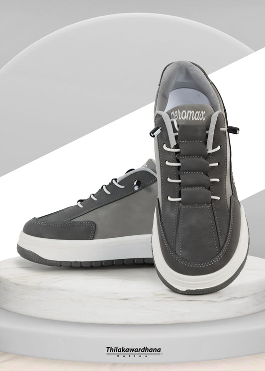 AeroMax Everyday Classic Sneaker Shoe