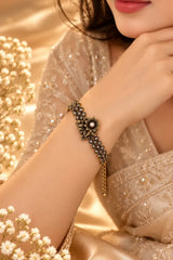 Vintage Floral Bracelet – Antique Gold