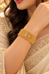 Elegant Gold-Tone Filigree Cuff Bangles