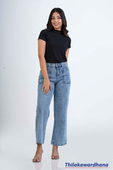 Light Washed Pocket Detailed Jean