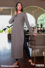 Tendenza Longline Side Slit Tunic Top