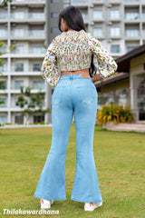 Light Washed Slit Detailed Bell Bottom Jean