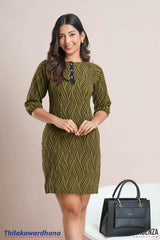 Tendenza Notch Neck 3/4 Sleeve Dress