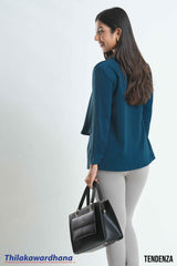 Tendenza Asymmetrical Hem Long Sleeve Top