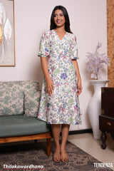 Tendenza Vintage Garden Crinkle Floral Midi Dress