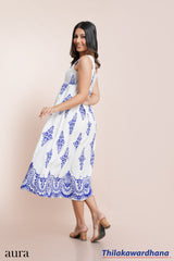 Aura Border Print Decorative Scalloped Pattern Dress