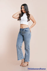 Easy Fit Raw Hem Light Washed Jean