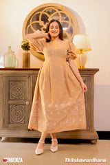 Tendenza Embroidered Puff Sleeve Midi Dress