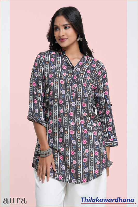 Aura Printed Kurtha Top