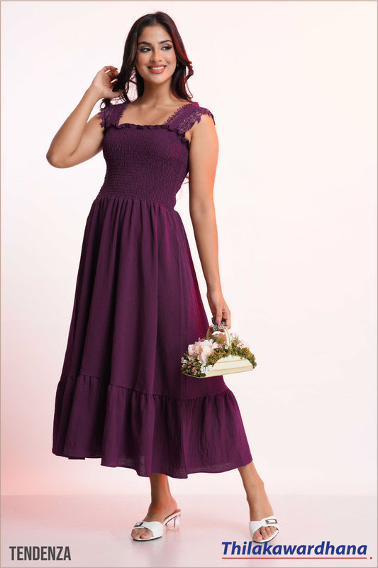 Tendenza Smocked Lace Detailed Elegant Midi Dress