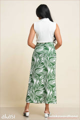 Akasi Slit Detailed Printed Cutlawn Skirt