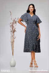 Tendenza Slit Hem Midi Dress