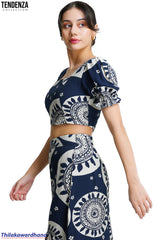Tendenza Square Neck Puff Sleeve Crop Top