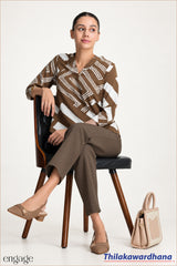 Engage Abstract Printed Top