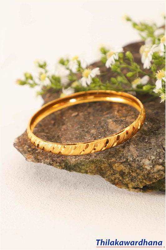 Women's Gold Color Bangles - 4pcs Pack