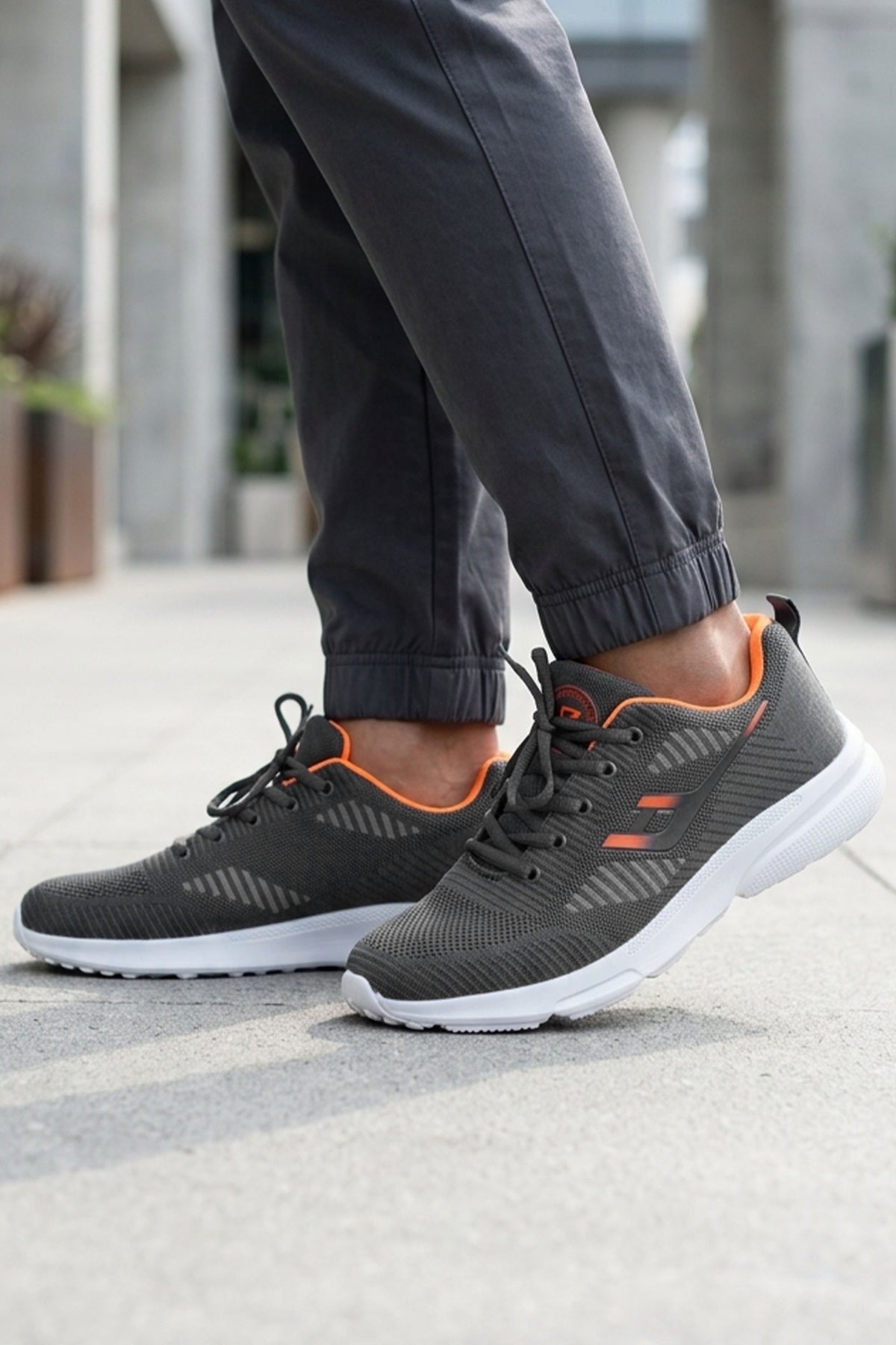 AeroFlex Lightweight Sneaker Shoe