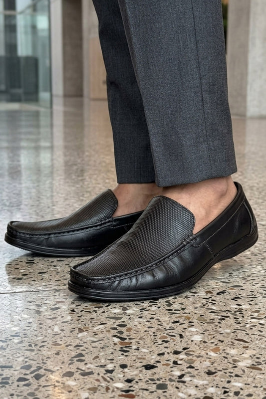 Caliber Executive Textured Loafer Leather Shoe