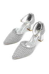 Elegant Essence Pearl Heel
