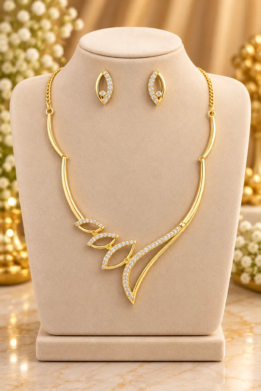 Women's Elegant Gold Necklace & Earrings Set