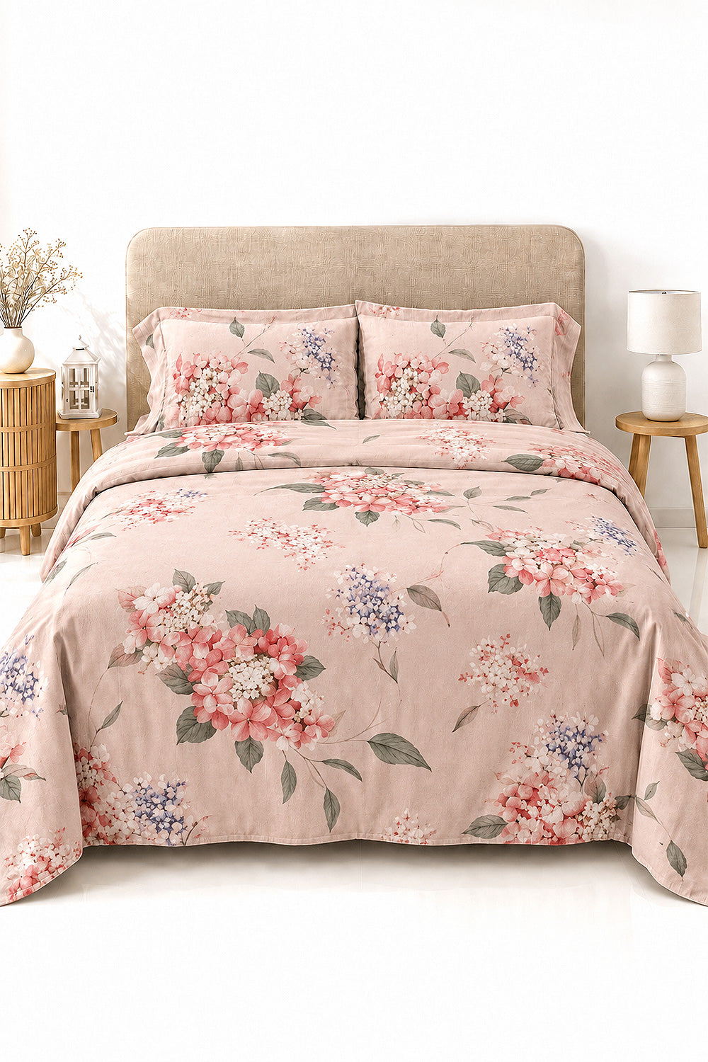 Premium Cotton Printed Bedsheet Set 03pcs - 230 × 250 cm (90 × 100 in)