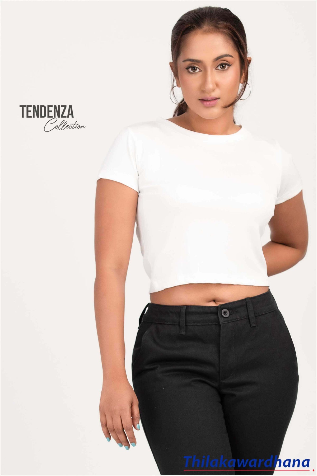 Tendenza Round Neck Ribbed Top