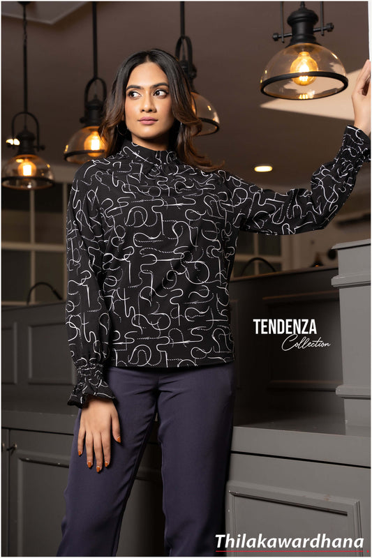 Tendenza Raglan Sleeve Printed Top