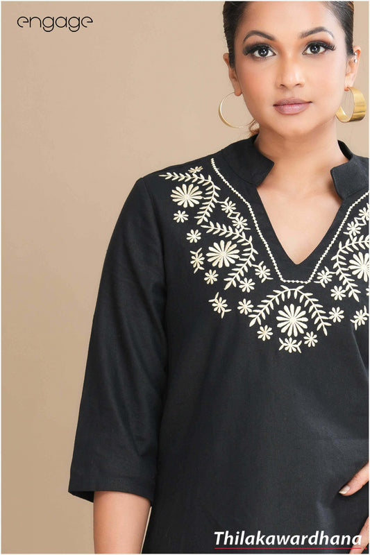 Engage Embroidered Linen Top