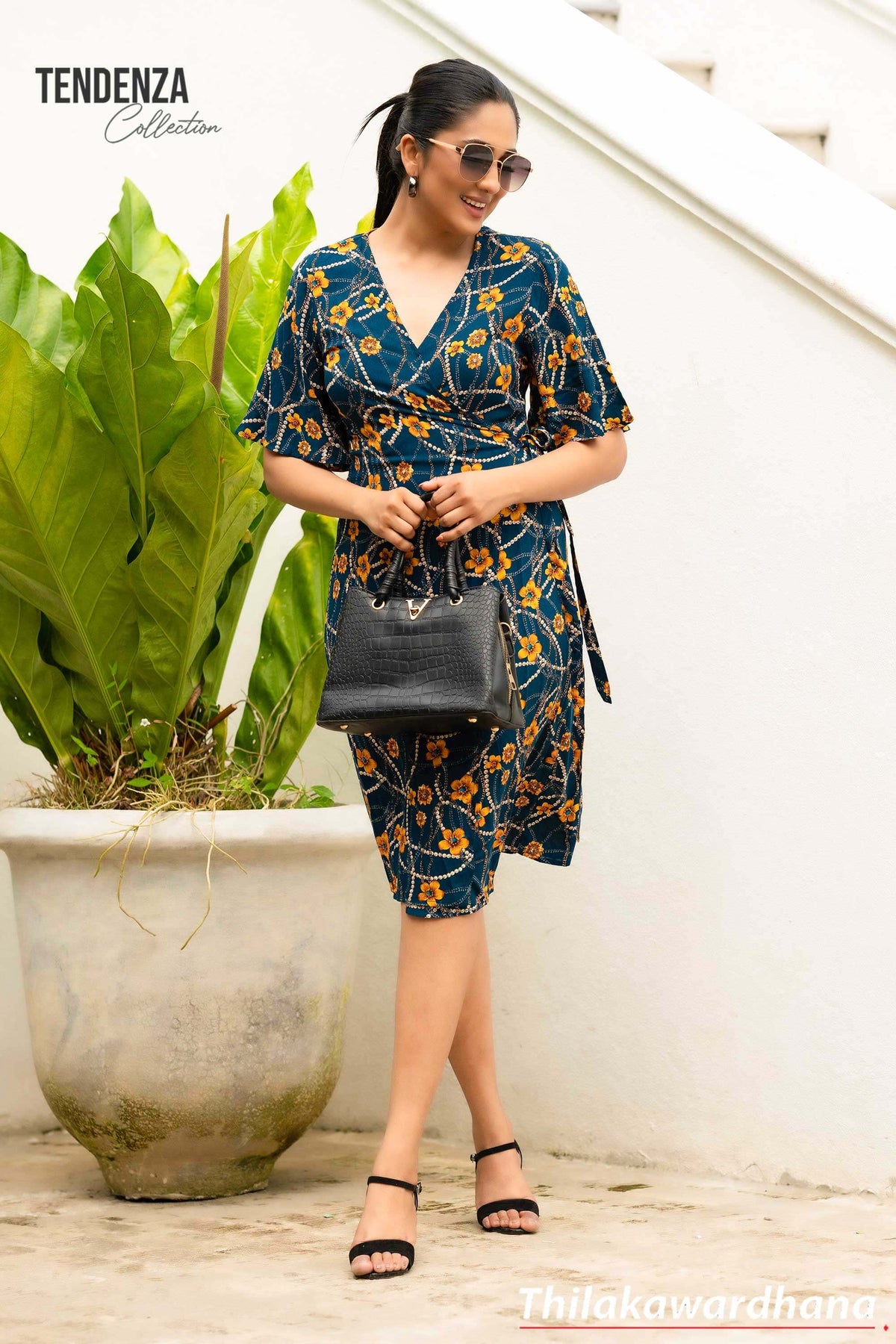 Tendenza V Neck Tie Waist Wrapped Dress