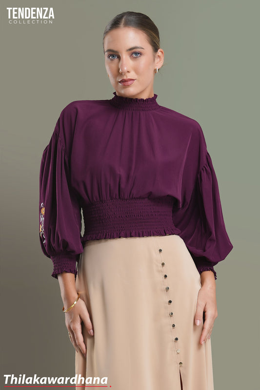 Tendenza Embroidered Lantern Sleeve Top