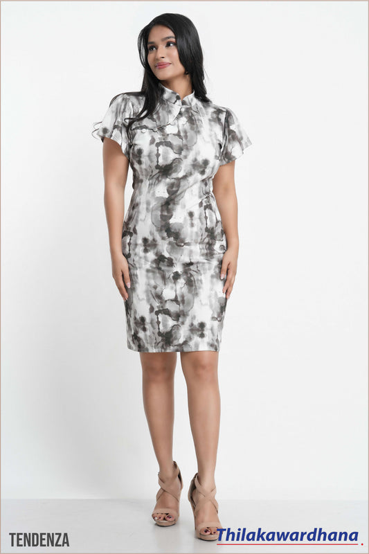 Tendenza Mandarin Collar Bodycon Dress