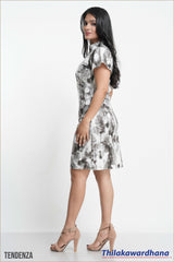 Tendenza Mandarin Collar Bodycon Dress