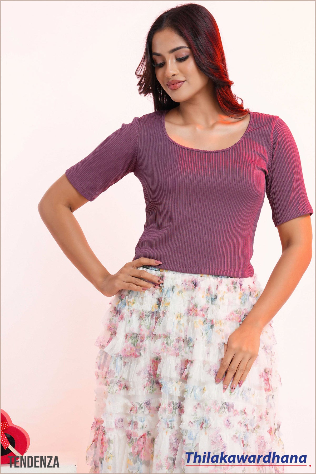 Tendenza Scoop Neckline Rib Top