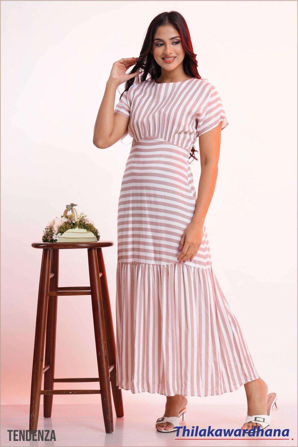 Tendenza Batwing Sleeve Maxi Dress