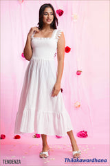 Tendenza Smocked Lace Detailed Elegant Midi Dress