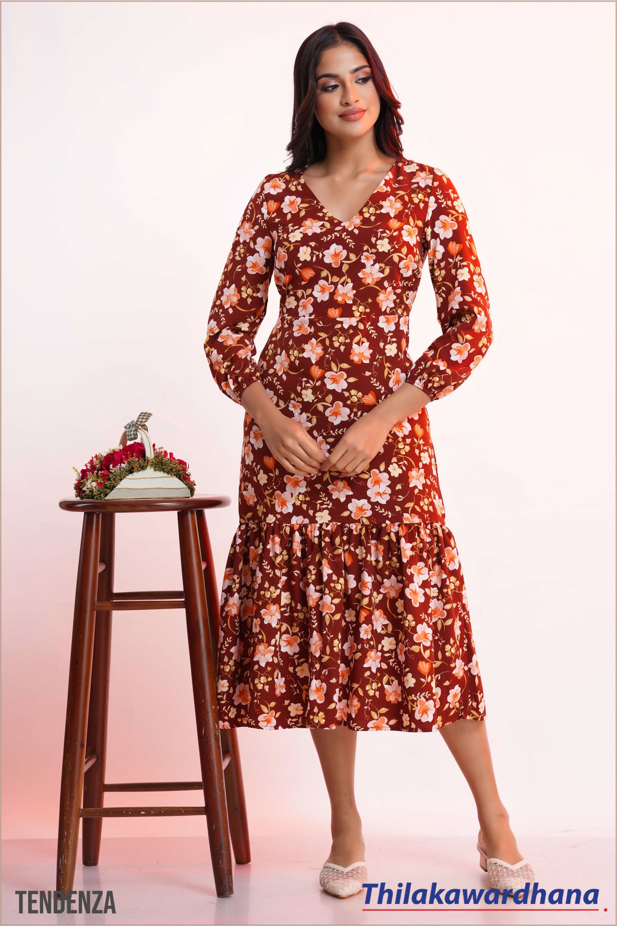 Tendenza Ruffle Hem A Line Dress