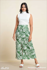 Akasi Slit Detailed Printed Cutlawn Skirt