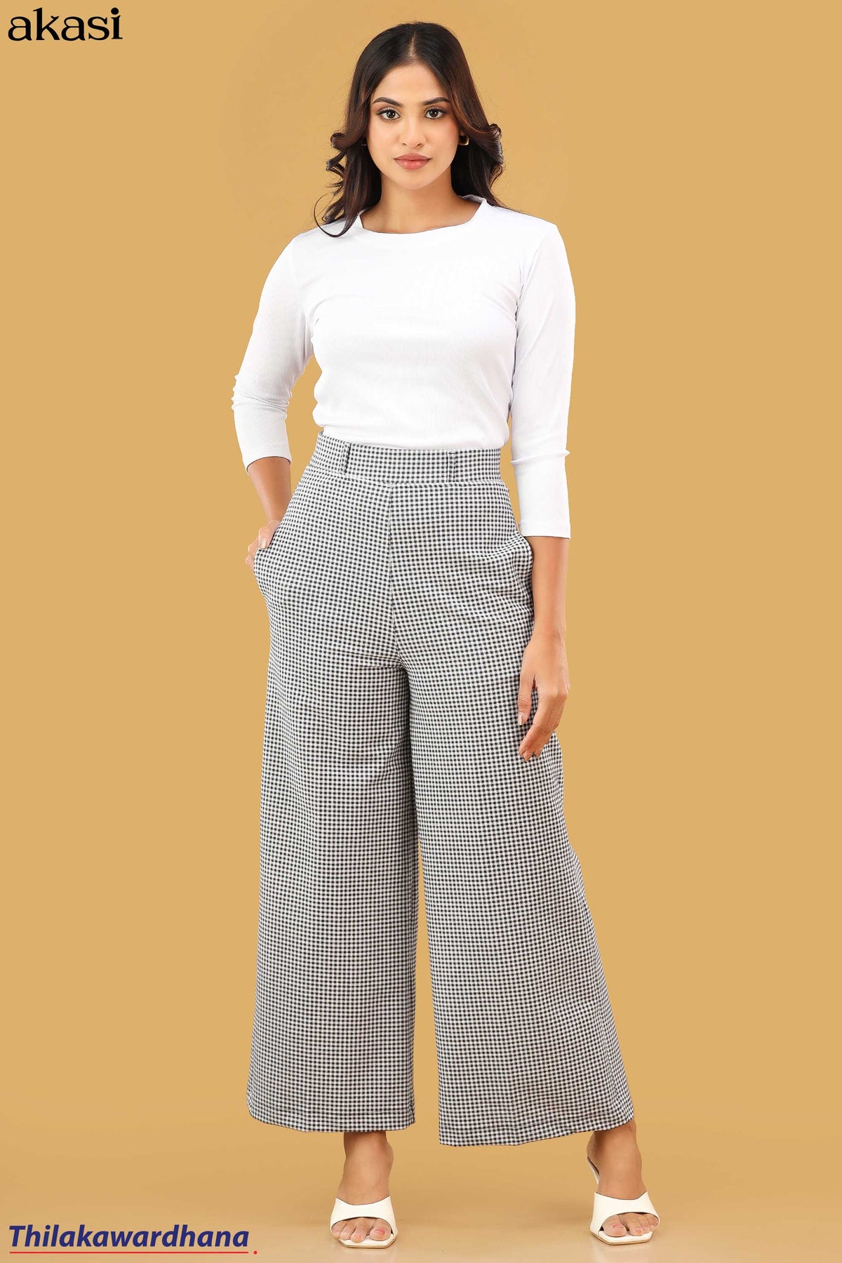 Akasi Classic Check Wide-Leg Pant