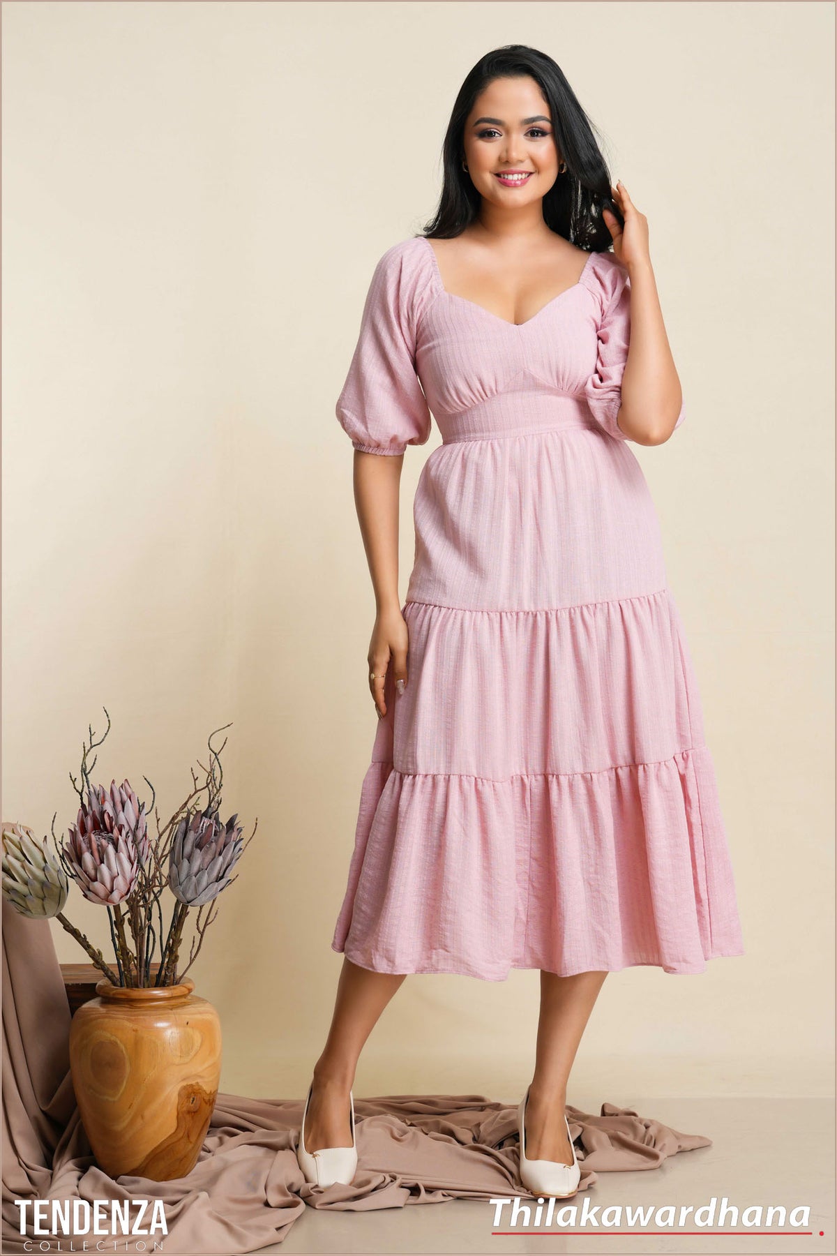 Tendenza V neck Midi Dress