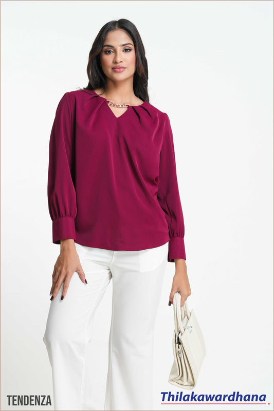 Tendenza Neck Chain Detailed WW Top