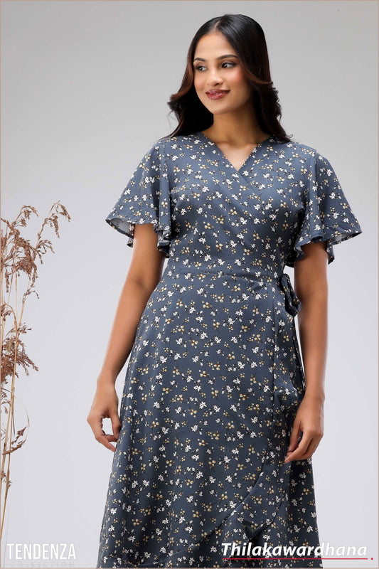 Tendenza Slit Hem Midi Dress