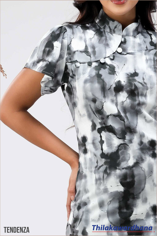 Tendenza Mandarin Collar Bodycon Dress