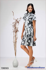 Tendenza Mandarin Collar Bodycon Dress