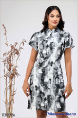 Tendenza Mandarin Collar Bodycon Dress
