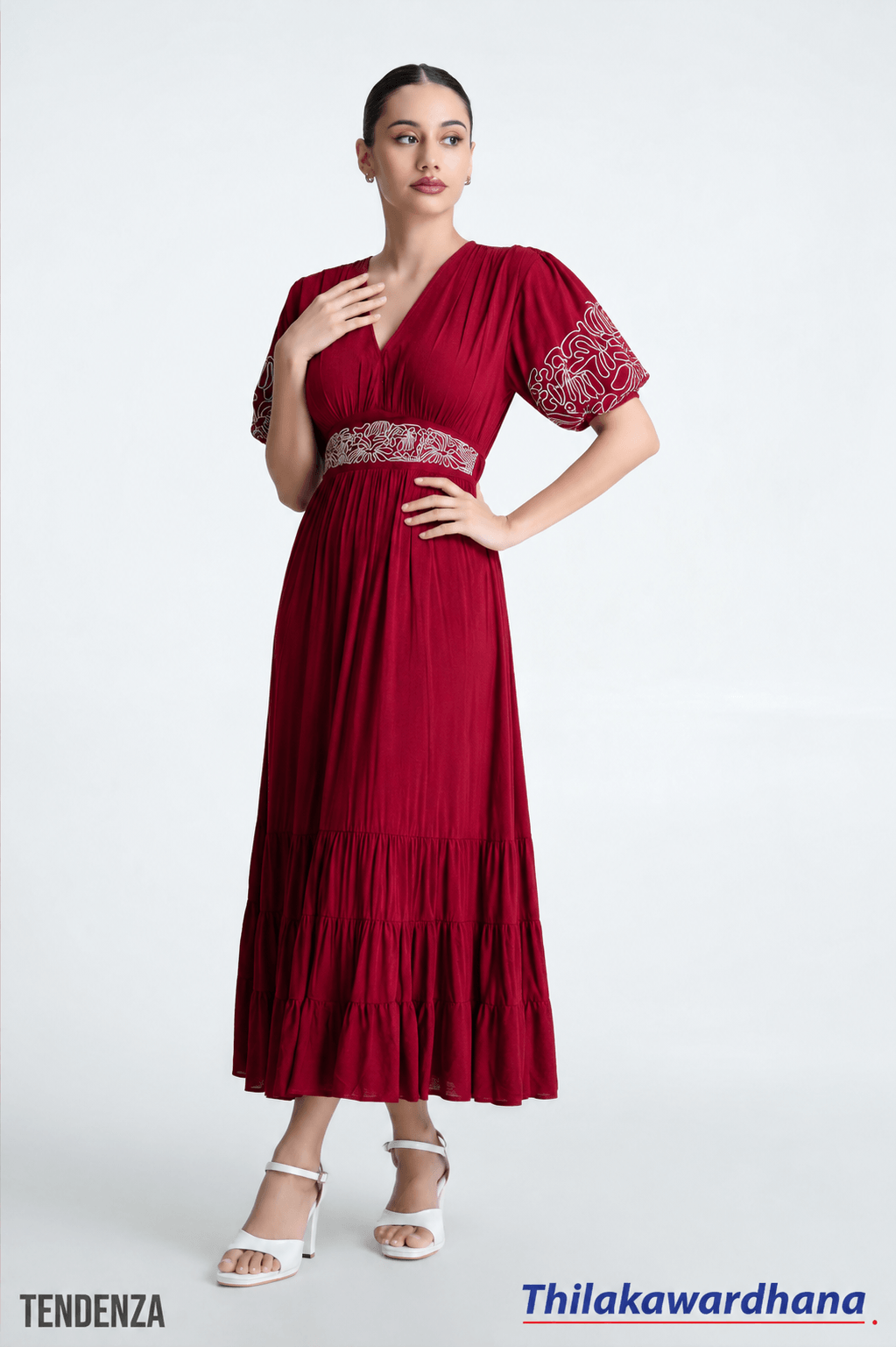 Tendenza Puff Sleeve Embroidered Dress
