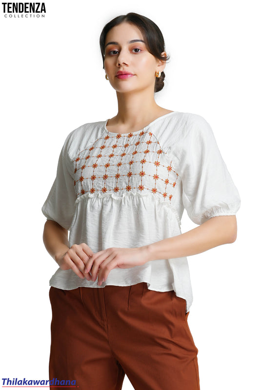 Tendenza Serena Embroidered Peplum Top