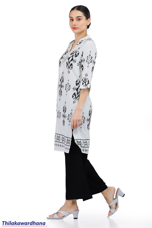 Engage Printed Kurtha Top