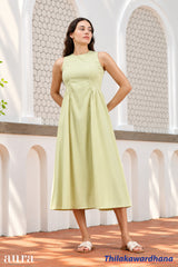 Aura Waist Pleated Midi Dress