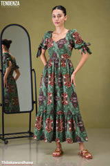 Tendenza Sweetheart Neckline Tiered Maxi Dress